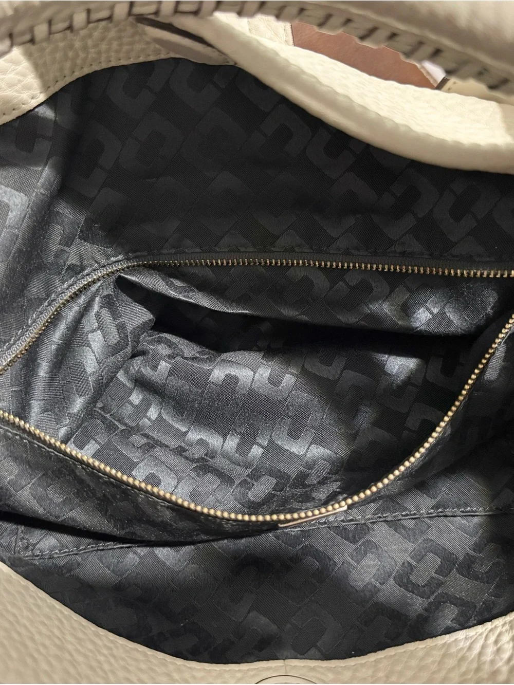 DVF 